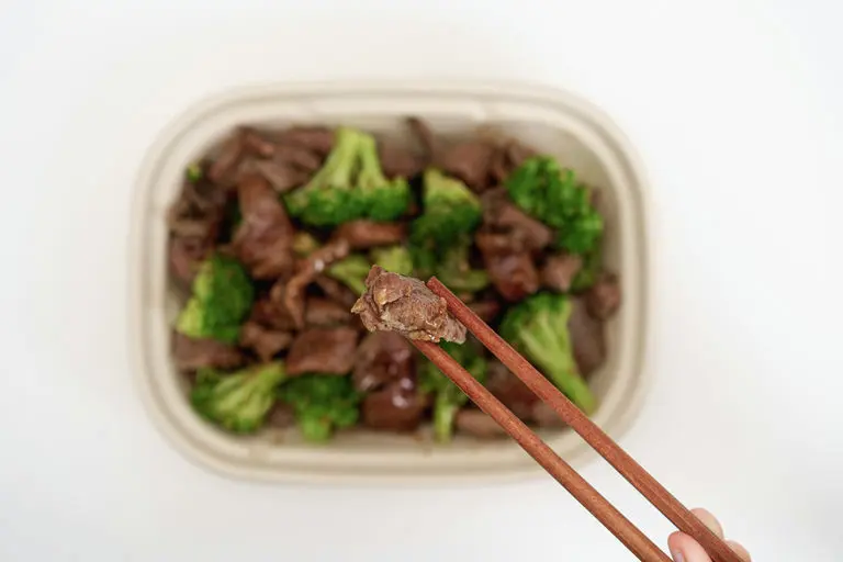 Beef with Broccoli, view 3