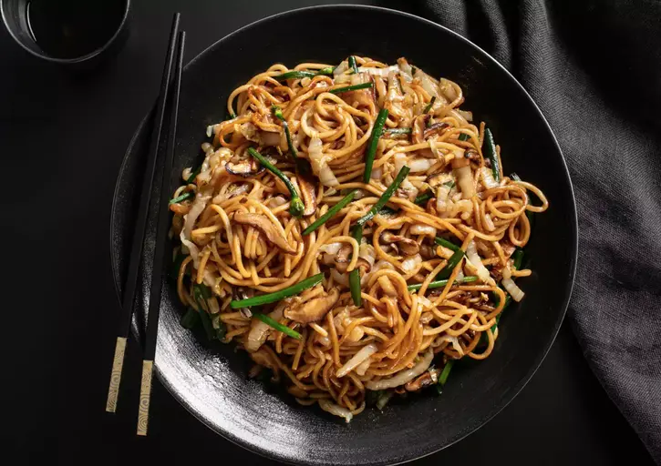 Veggie Lo Mein (Vegan)